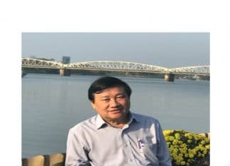 Tiến sĩ ngữ văn Huỳnh Văn Hoa