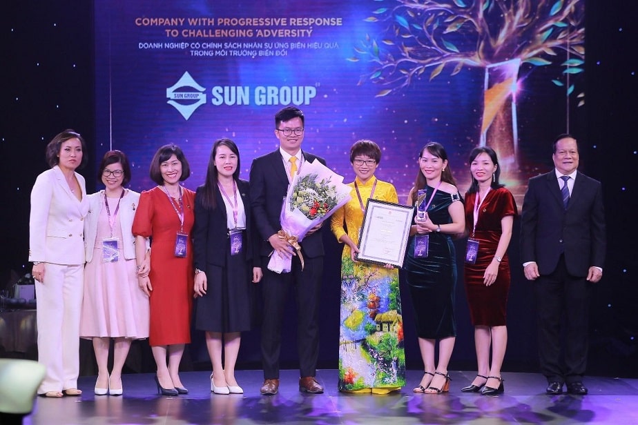 Sun Group nhận giải tại Vietnam HR Awards 2020 min - Không phải lương, thưởng, đây mới là “chìa khóa vàng” để Sun Group thu hút nhân sự giỏi
