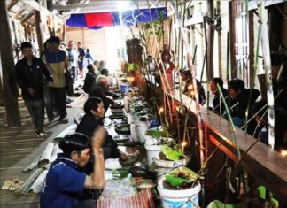 Người Bahnar ở Gia Lai ăn mừng mùa lúa mới - Văn Hóa - Nghệ Thuật