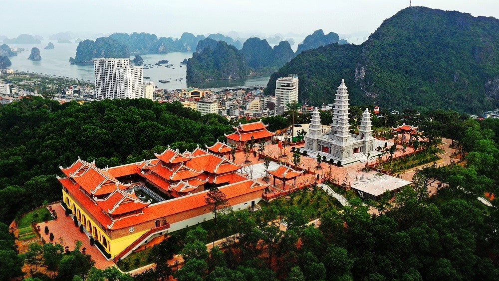 12 min - Bảo Hải Linh Thông Tự - Sức hút từ kiến trúc chùa Việt cổ độc đáo