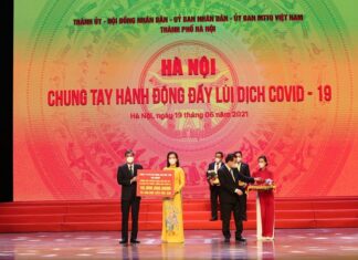 Chung tay cùng Hà Nội đẩy lùi Covid-19, Tập đoàn Sun Group ủng hộ 55 tỷ đồng mua vắc-xin