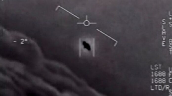 Bộ Quốc phòng Mỹ lần đầu tiên công khai những thông tin liên quan UFO