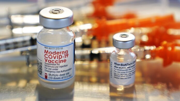 Người đứng sau phép màu vaccine của Pfizer và Moderna - Tư Liệu