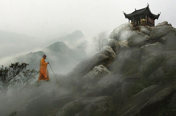 24 min - Khám phá những quần thể tâm linh trên những đỉnh thiêng nước Việt