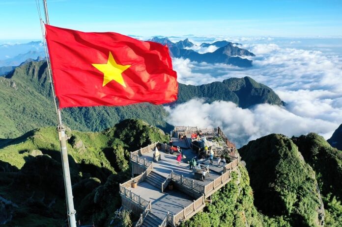 Hệ sinh thái Sun Group & giấc mơ “người khổng lồ” mang quốc tịch Việt Nam