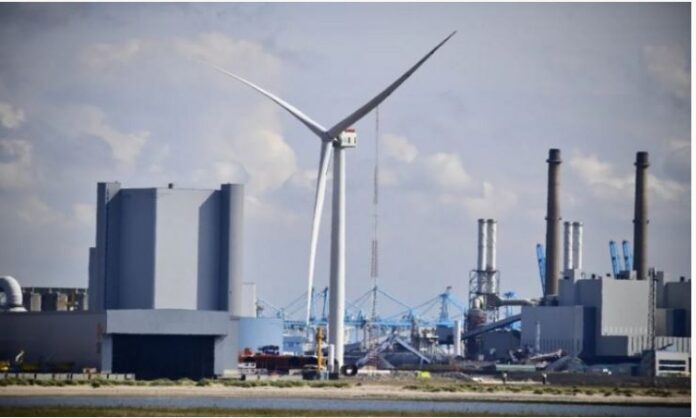 Turbine gió ngoài khơi lớn nhất thế giới bắt đầu hoạt động - Tư Liệu Turbine gió ngoài khơi lớn nhất thế giới bắt đầu hoạt động - Tư Liệu