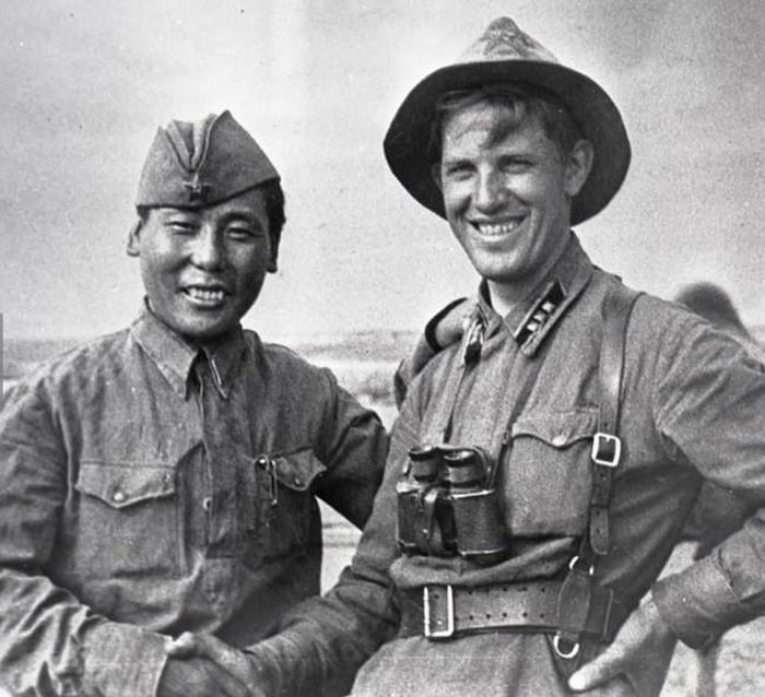 22 min - Cách Mông Cổ đóng góp cho chiến thắng của Liên Xô trong thế chiến II