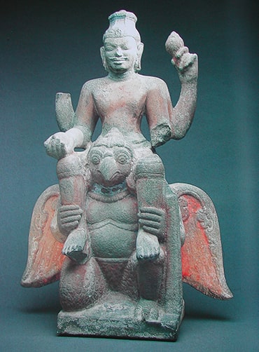 Tuong than Visnu cuoi chim than Garuda vansudia.net min - Hồi hương cổ vật: Làm gì để những báu vật quay về?