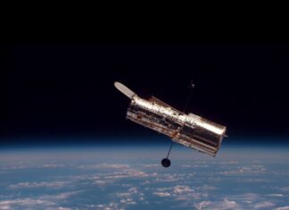 Kính viễn vọng không gian Hubble đạt mốc một tỷ giây Kính viễn vọng không gian Hubble đạt mốc một tỷ giây - VSD Địa Lý