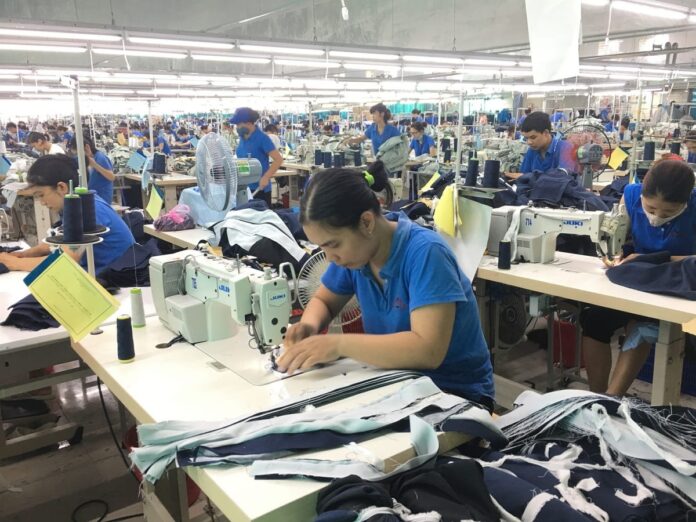 Có chính sách hỗ trợ ổn định với lao động nhập cư - Văn Hóa - Đời Sống