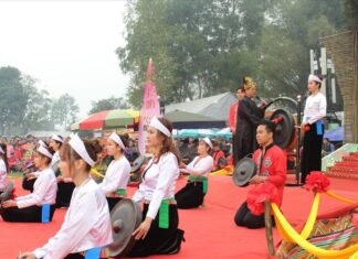 Để mo Mường ở Hòa Bình xứng tầm di sản Để mo Mường ở Hòa Bình xứng tầm di sản