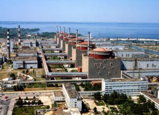 Hiểm họa rình rập các nhà máy điện hạt nhân ở Ukraine trong cuộc chiến
