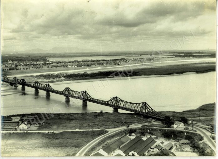 Long Biên – Cây cầu thép vĩ đại tròn 120 tuổi