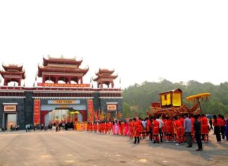 Kỳ thú danh thắng Tây Thiên