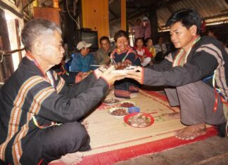 Độc đáo Lễ tạ ơn, báo hiếu cha mẹ của người J’rai Độc đáo Lễ tạ ơn, báo hiếu cha mẹ của người J'rai