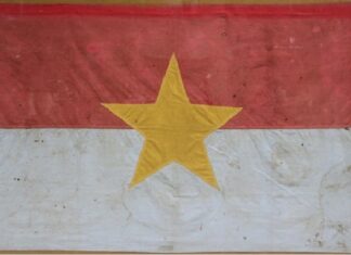 Lá cờ trong ngày giải phóng Đà Nẵng