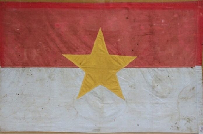 Lá cờ trong ngày giải phóng Đà Nẵng