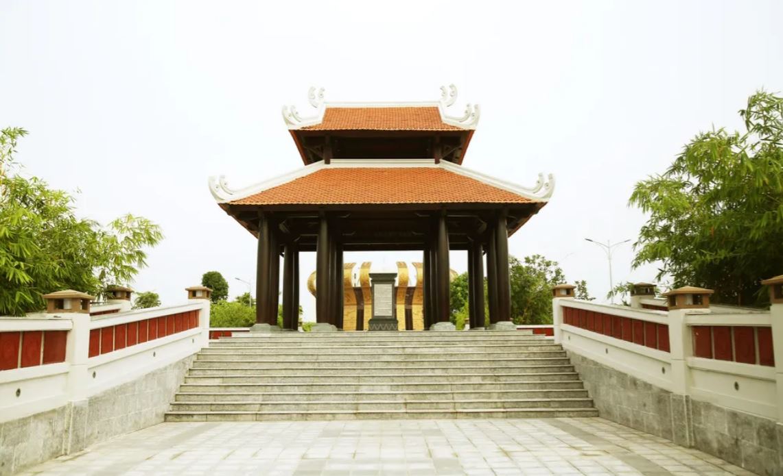 21 min 2 - Chùm ảnh: Đền thờ Vua Hùng ở miền Tây trước giờ 'khai hội'