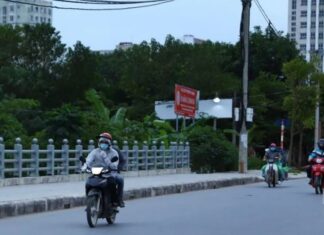 Dự báo thời tiết đêm nay và ngày mai (1-2/4): Hà Nội, Bắc Bộ, Bắc Trung Bộ trời rét; Miền Trung có mưa rất to; Nam Bộ mưa dông rải rác