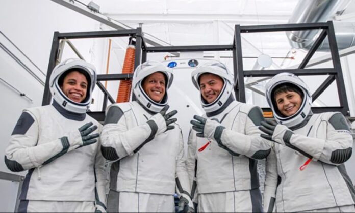 Phi hành đoàn NASA sắp bay lên trạm ISS
