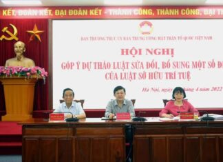 Xâm phạm quyền sở hữu trí tuệ: Phạt chưa đủ, phải đền bù