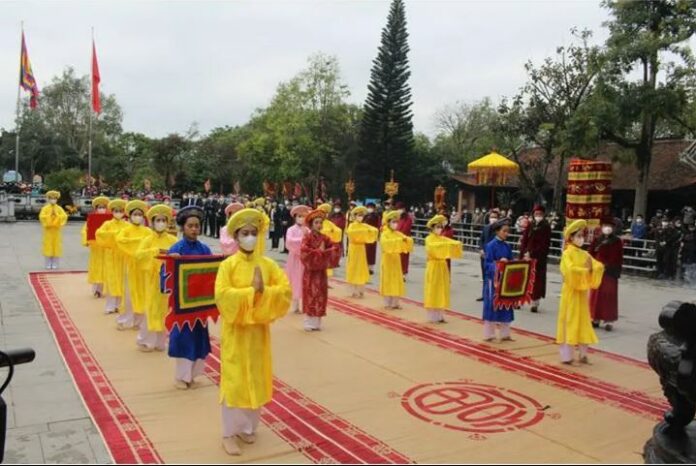 Tổ Mẫu Âu Cơ trong đời sống tín ngưỡng Mẫu ở Việt Nam