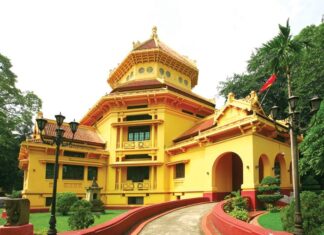 Bảo tàng Lịch sử Việt Nam - dấu ấn kiến trúc Đông Dương