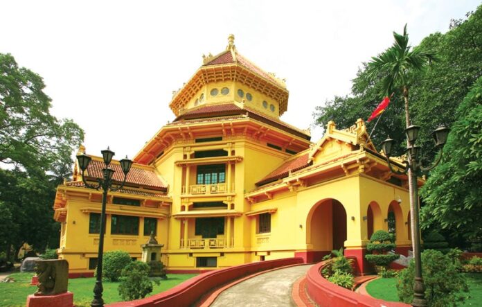 Bảo tàng Lịch sử Việt Nam - dấu ấn kiến trúc Đông Dương