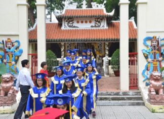 Môn học lịch sử: Cần giữ đúng vị thế