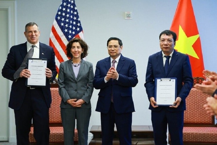 26 min 6 - Việt Nam - Hoa Kỳ ký kết nhiều văn kiện hợp tác