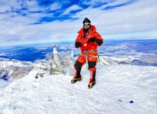 Người phụ nữ Việt Nam đầu tiên chinh phục đỉnh Everest