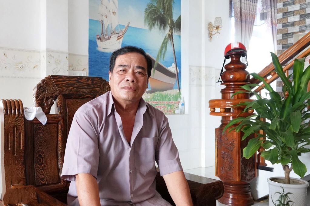 Lao ngu Nguyen Thanh Hong min - Làng biển giàu nhất miền Trung nhờ nghề săn "thủy quái" đại dương