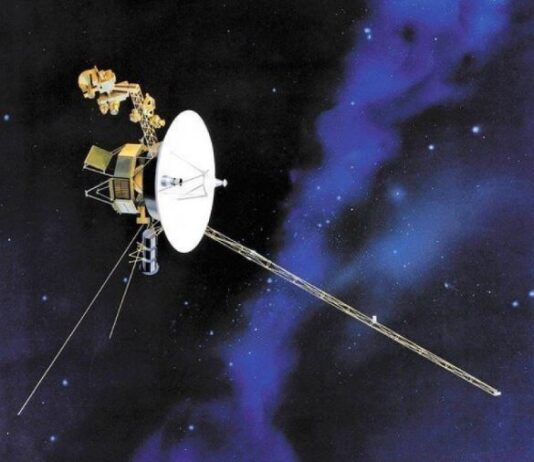 Tàu vũ trụ Voyager 1 gửi về dữ liệu bí ẩn từ ngoài hệ mặt trời