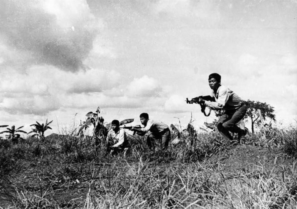 26 min 19 - Những bức ảnh quý về quan hệ hữu nghị Việt Nam-Campuchia: 55 năm chảy mãi nghĩa tình
