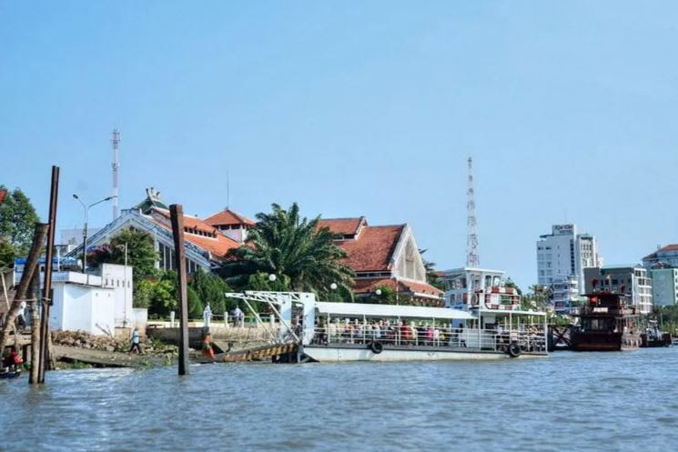 30 min 7 - Điểm danh 10 thành phố bên sông đẹp nhất Việt Nam