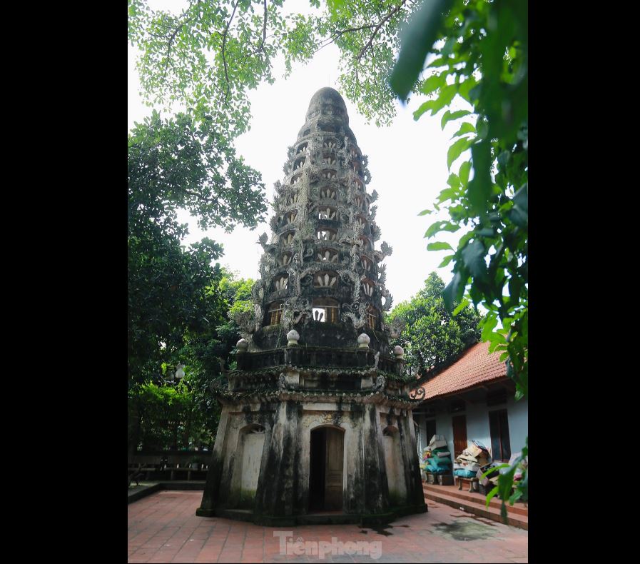 33 min 1 - 'Kho báu' trong ngôi chùa cổ gần 400 năm tuổi ở Hà Nội