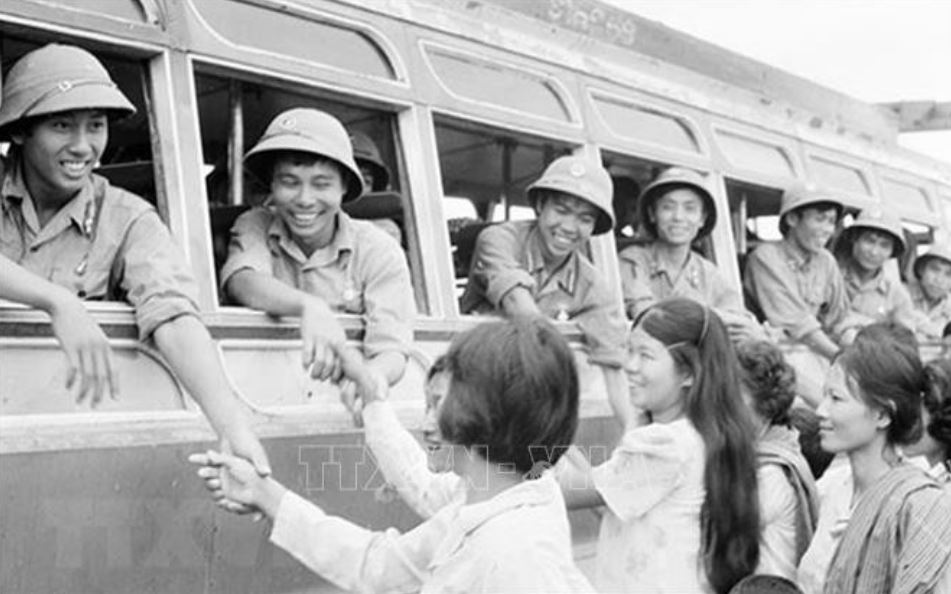 41 min 1 - Những bức ảnh quý về quan hệ hữu nghị Việt Nam-Campuchia: 55 năm chảy mãi nghĩa tình