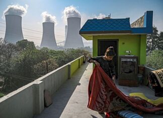 Nồng độ CO2 trong khí quyển tăng cao kỷ lục
