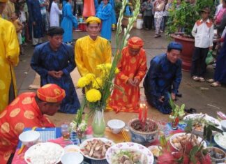 Cúng biển Mỹ Long – Lễ hội truyền thống của ngư dân vùng biển Trà Vinh Cúng biển Mỹ Long - Lễ hội truyền thống của ngư dân vùng biển Trà Vinh