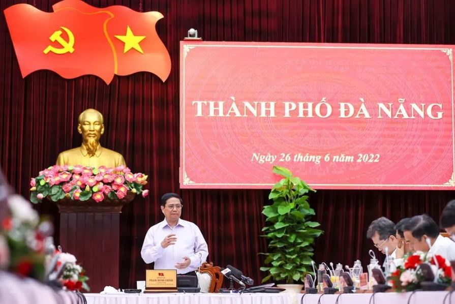 Thủ tướng đề nghị Đà Nẵng xác định thêm trụ cột phát triển văn hóa ngang tầm với phát triển kinh tế, chính trị, gắn với phát triển du lịch, tiến tới phát triển công nghiệp văn hóa, công nghiệp giải trí.