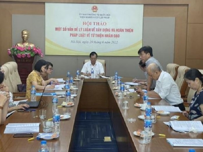 Xây dựng và hoàn thiện pháp luật về từ thiện nhân đạo ở Việt Nam
