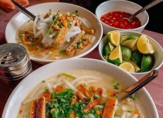 Đặc sản ở Đà Nẵng xưa chỉ dành cho người nghèo, giờ đông khách đến lạ Đặc sản ở Đà Nẵng xưa chỉ dành cho người nghèo, giờ đông khách đến lạ