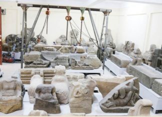 Bảo tàng Điêu khắc Chăm triển khai quản lý, truy xuất thông tin hiện vật trong kho qua mã QR
