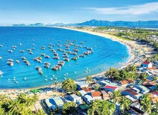 Phú Yên tạo đà phát triển từ kinh tế biển Phú Yên tạo đà phát triển từ kinh tế biển