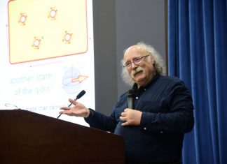Nhà khoa học Nobel Vật lý: "Nên tránh tư duy chỉ cần nghiên cứu ứng dụng"