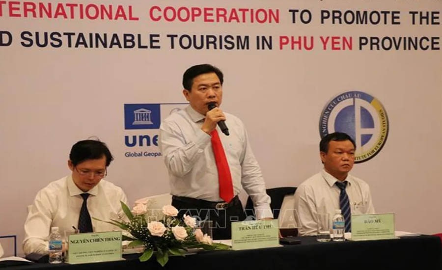 Chu tich UBND tinh Phu Yen Tran Huu The phat bieu tai Hoi nghi min - Hợp tác quốc tế xây dựng Công viên địa chất Phú Yên