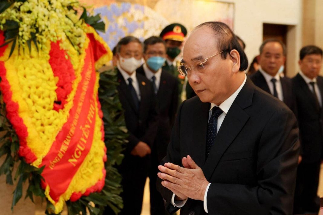 Chủ tịch nước: Việt Nam luôn khắc ghi tâm khảm tình cảm của cố thủ tướng Abe Shinzo