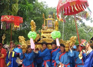 Độc đáo Lễ hội Dinh Thầy Thím, Bình Thuận Độc đáo Lễ hội Dinh Thầy Thím, Bình Thuận