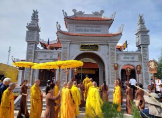 Khánh thành 3 ngôi chùa tại huyện đảo Trường Sa: Thiêng liêng những cột mốc tâm linh Khánh thành 3 ngôi chùa tại huyện đảo Trường Sa: Thiêng liêng những cột mốc tâm linh