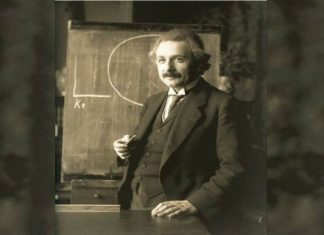 Nhà bác học Albert Einstein từng bị FBI theo dõi trong nhiều năm